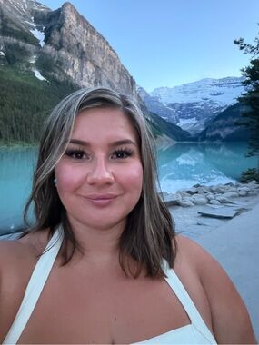 Meet your Posher, Kelli